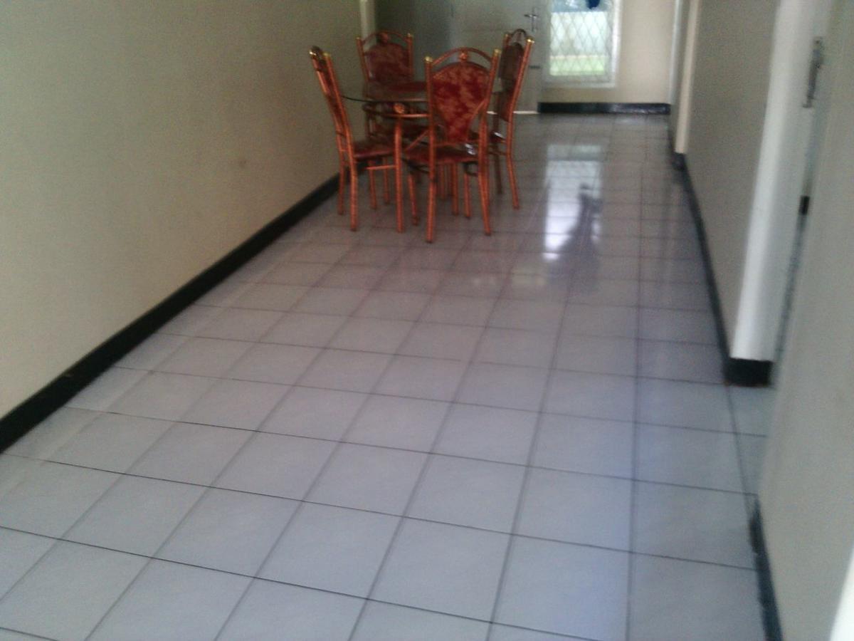 Villa Kota Bunga Blok C4-1 치파나스 외부 사진